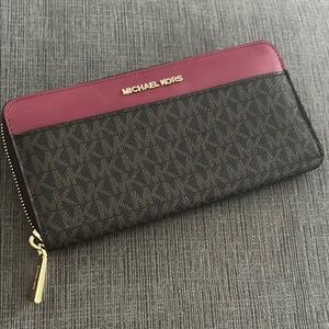 Michael Kors Mercer Color Block Burgundy Logo Continental Long Wallet NWOT
